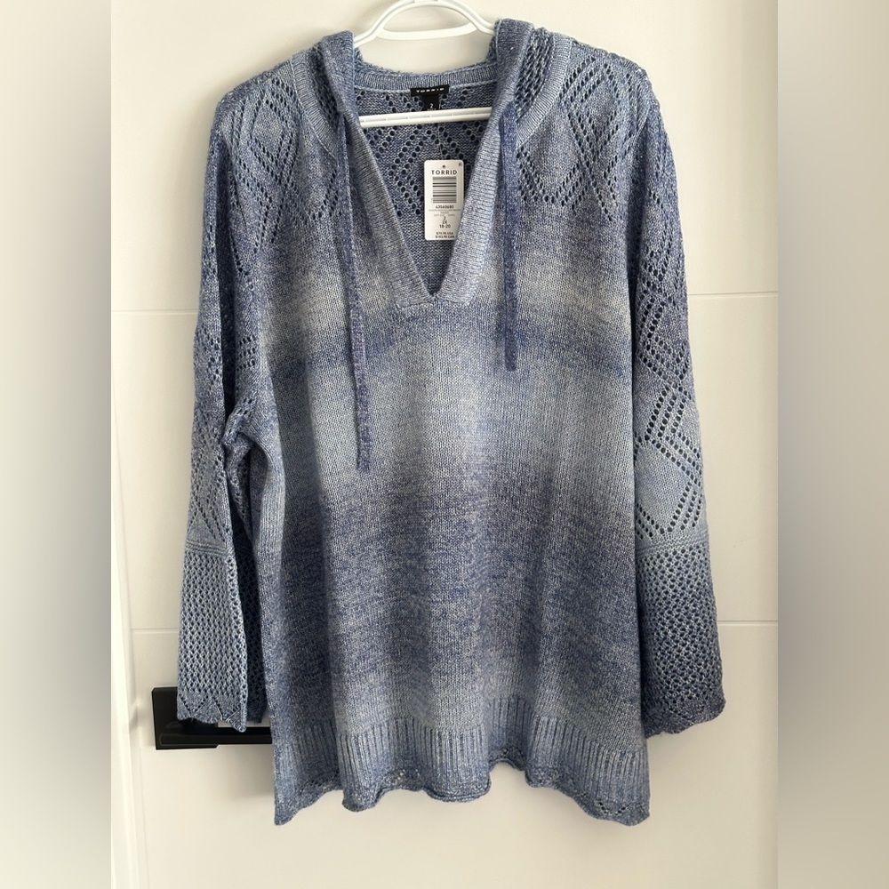 ✨NWT✨ Torrid: Women’s Pullover Knit Hoodie- Size 2
